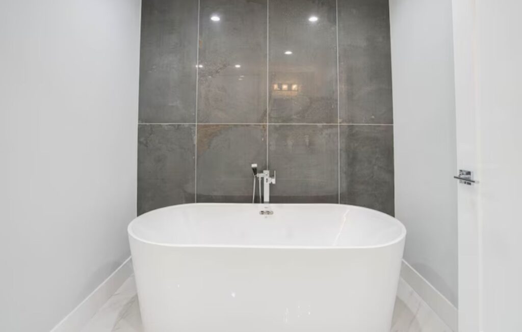 Installing a Bathtub Safely